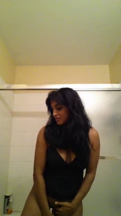 Afghana khan wanted to show me her brown pussy
 #93431150