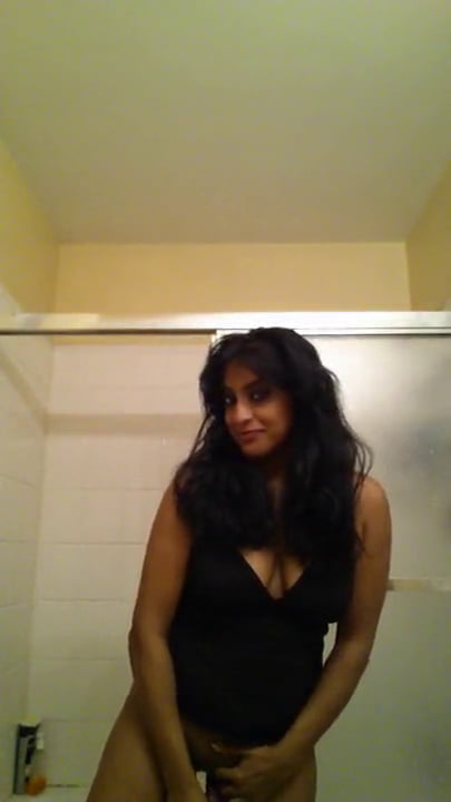 Afghana khan wanted to show me her brown pussy
 #93431158