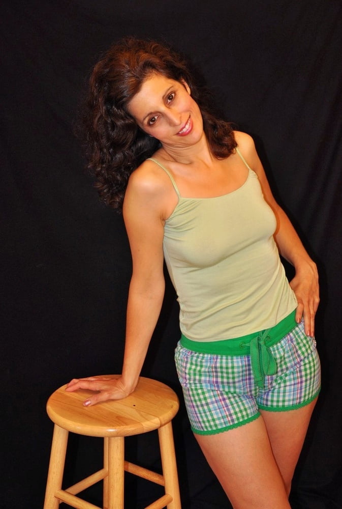 Sexy morena
 #93779705