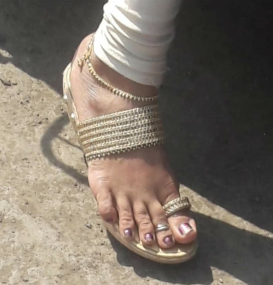Sexy indische Füße
 #106694464