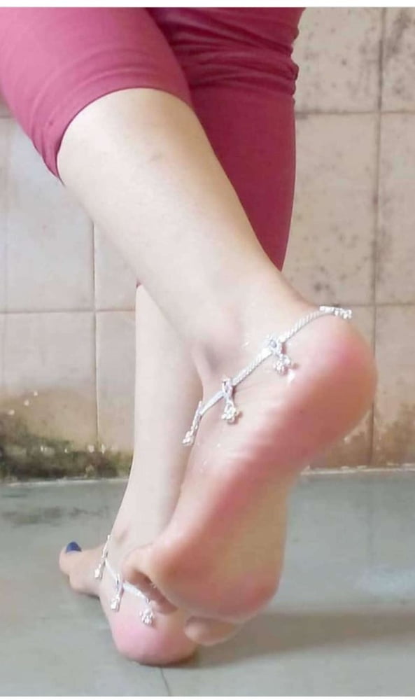 Sexy indische Füße
 #106694468