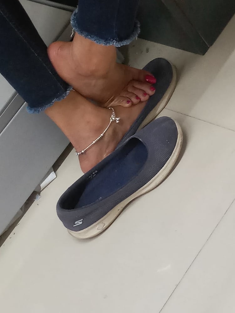 Sexy indische Füße
 #106694470