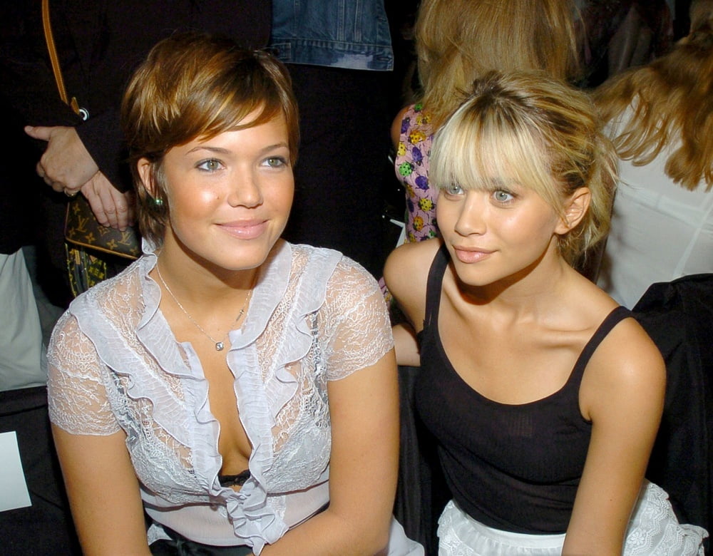 Mandy Moore - Olympus Fashion Week (13 - 15 September 2004) #82047381