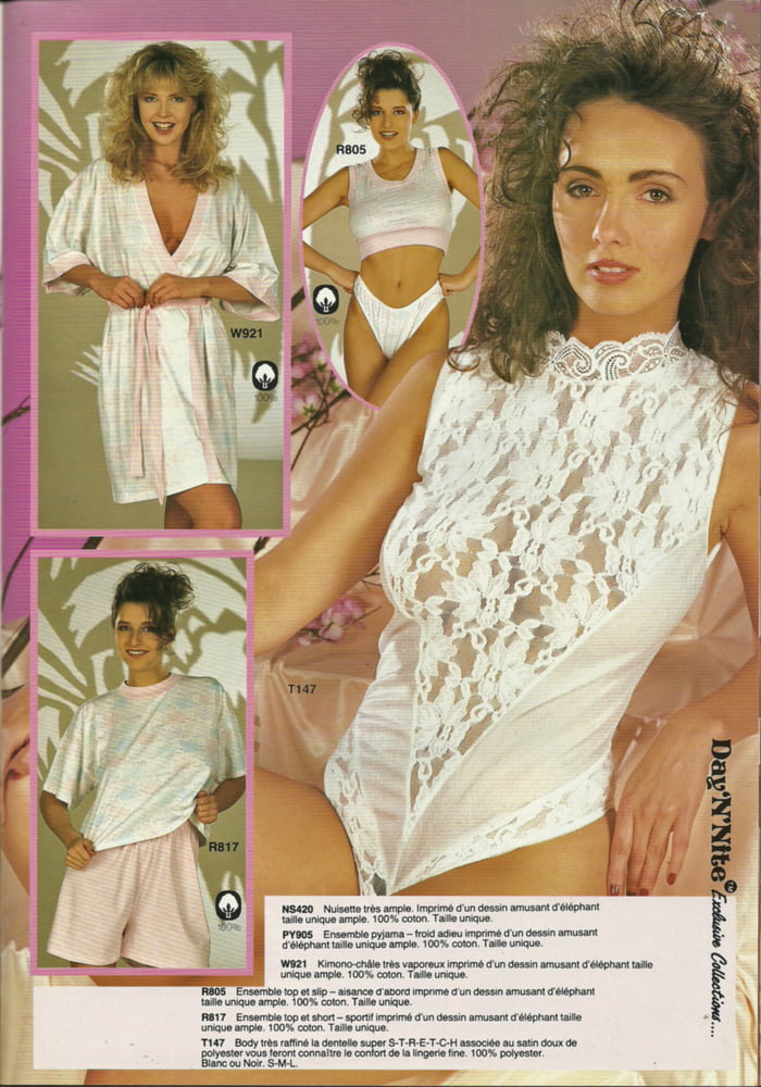 Elegante lingerie anni 80 e abiti sexy per incontri
 #88318900
