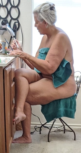 Miss Piggy getting ready.... #92260251