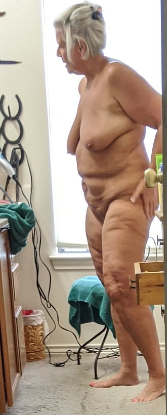 Miss Piggy getting ready.... #92260254