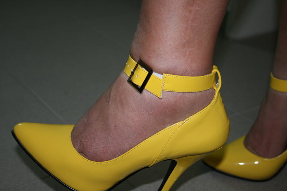 Anna in yellow heels ... #93585816