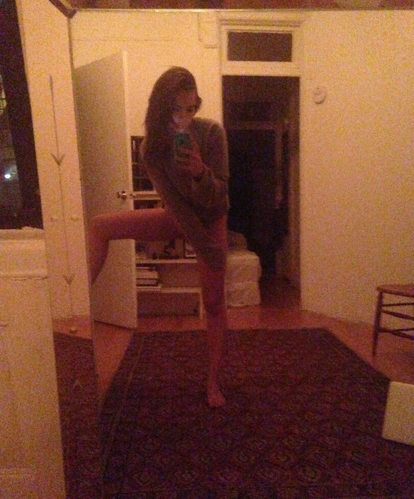 Emily Ratajkowski nude #107588714