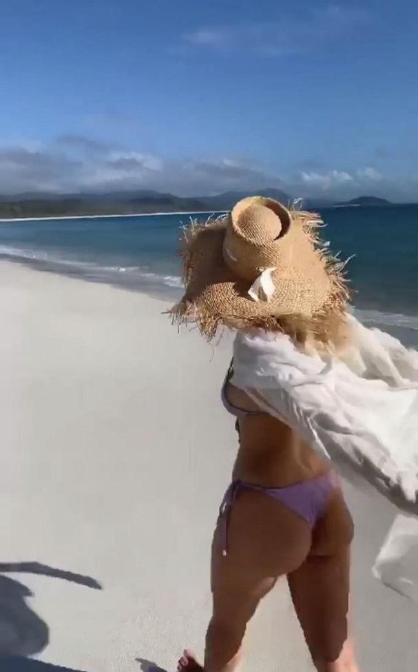 Natasha Oakley nude #108808848