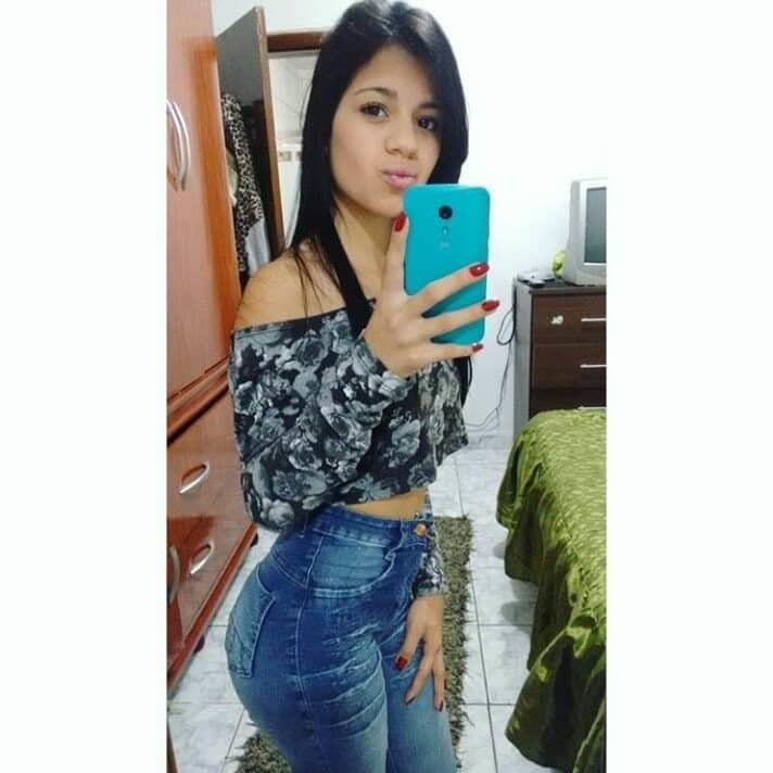 #jeans rabudas gostosas 22
 #89393994