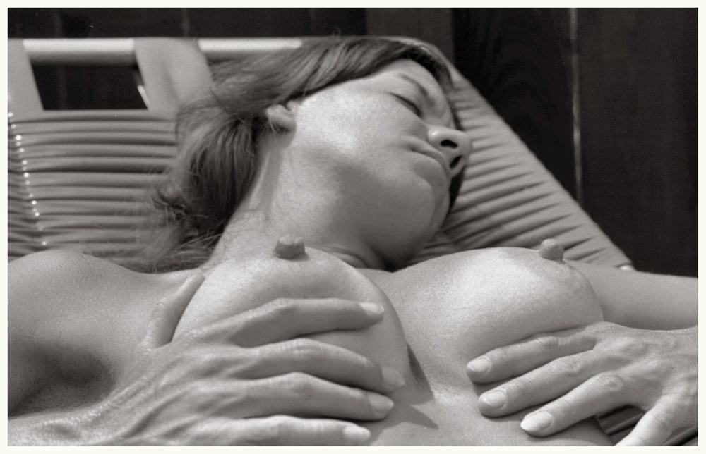 American girl
 #104262142