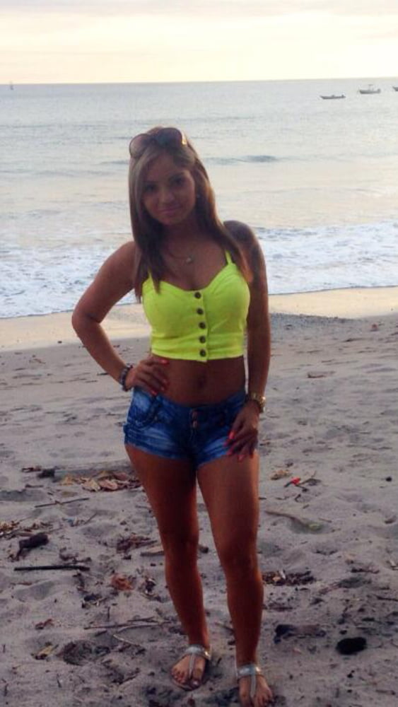 Samatha campos de puntarenas costa rica
 #91535670