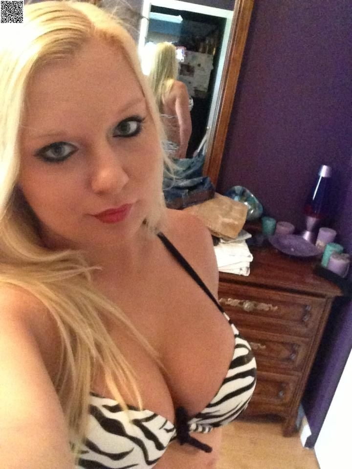 Exposed 15 #95106771