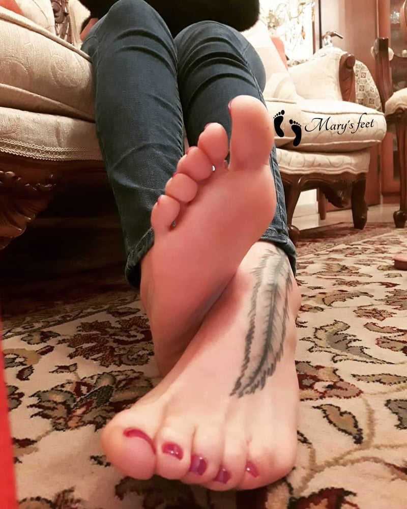 Footqueen
 #81968769