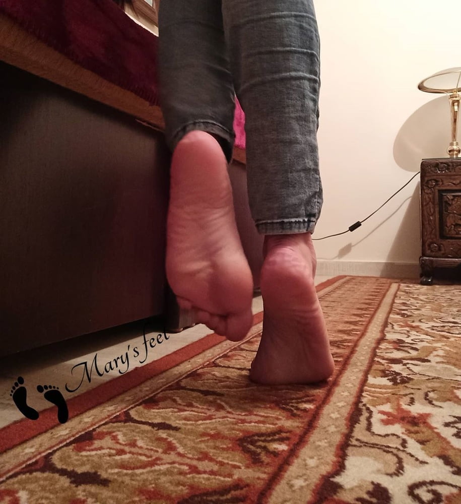 Footqueen
 #81968872