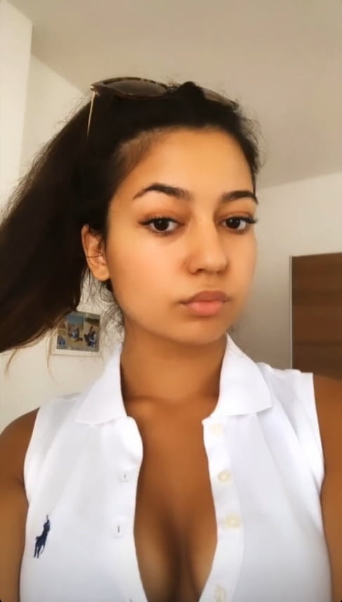 Stefi from Romania exposed #91352218