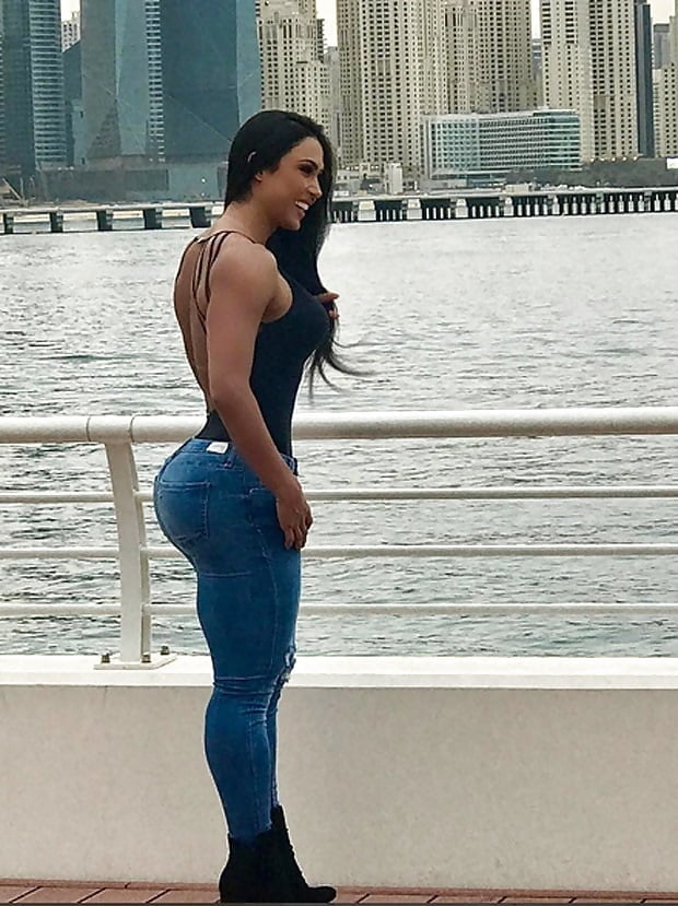 アマゾン・ブルネット
 #104603279