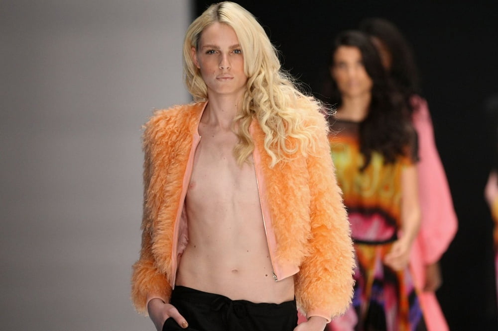 Collection Andreja pejic
 #82094403