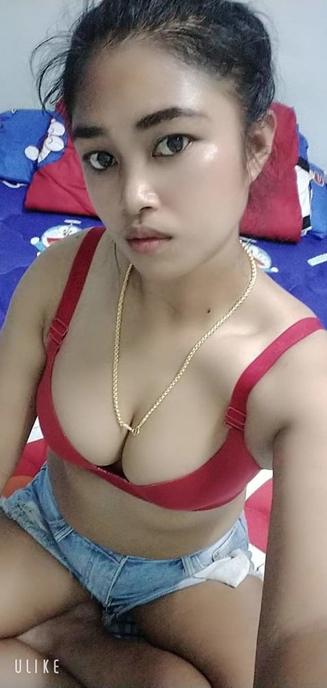 Gadis cantik besar #87355419