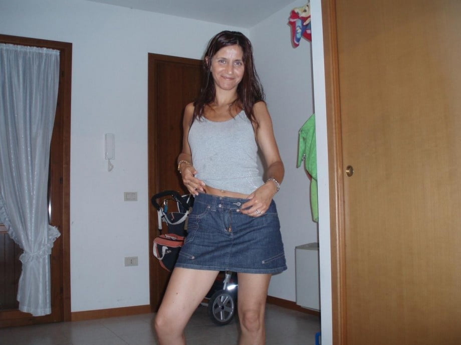 Homenaje para una super milf 82
 #98845228