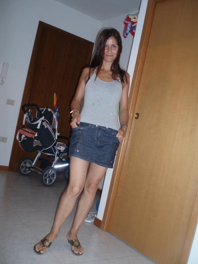 Homenaje para una super milf 82
 #98845239