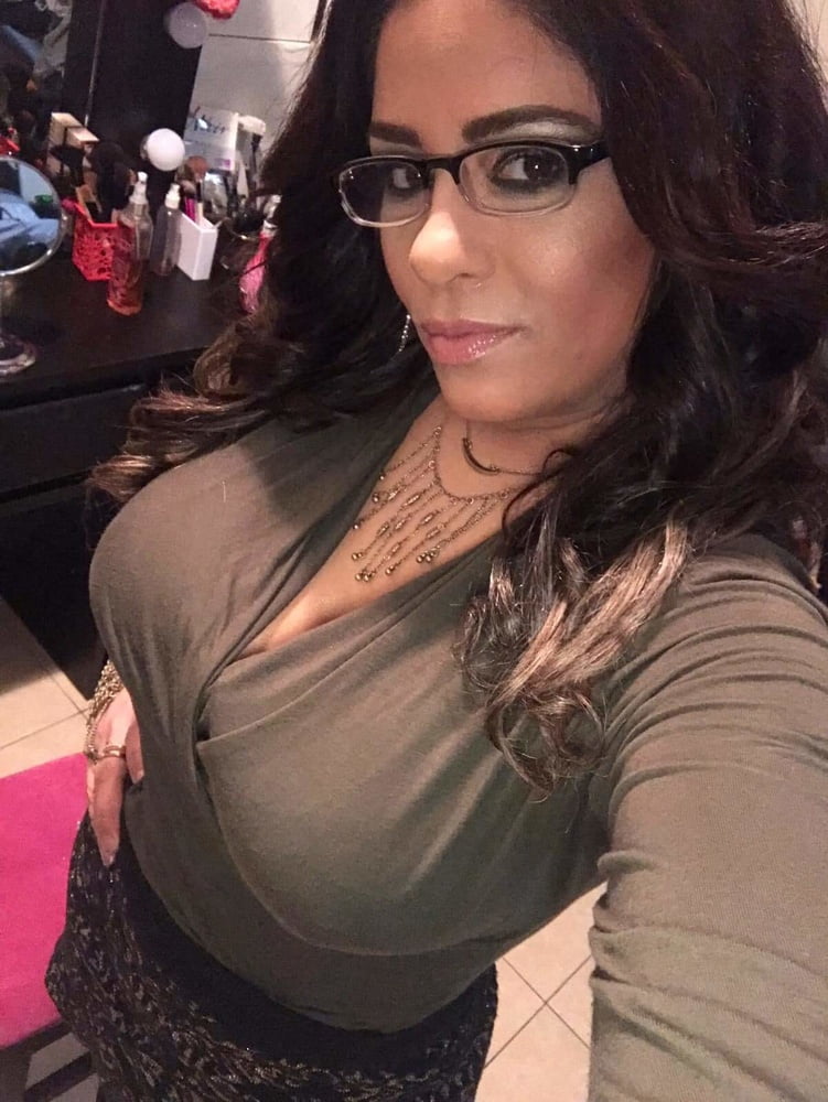 ONLY moms BIG BOOBS DDD DIVINE #80318476