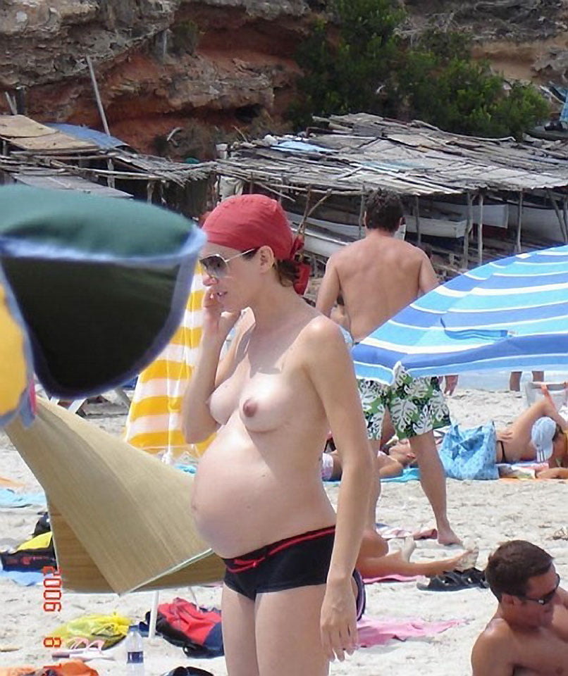 Spiaggia e incinta 2
 #91185054
