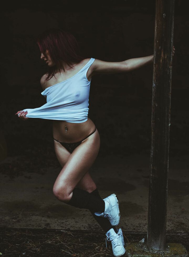 Arty Fakes desnuda #108263203