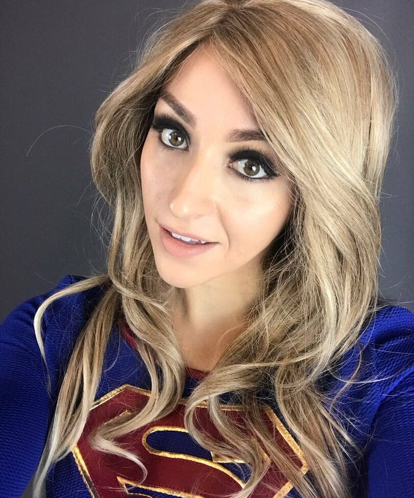 Arty Fakes desnuda #108263232