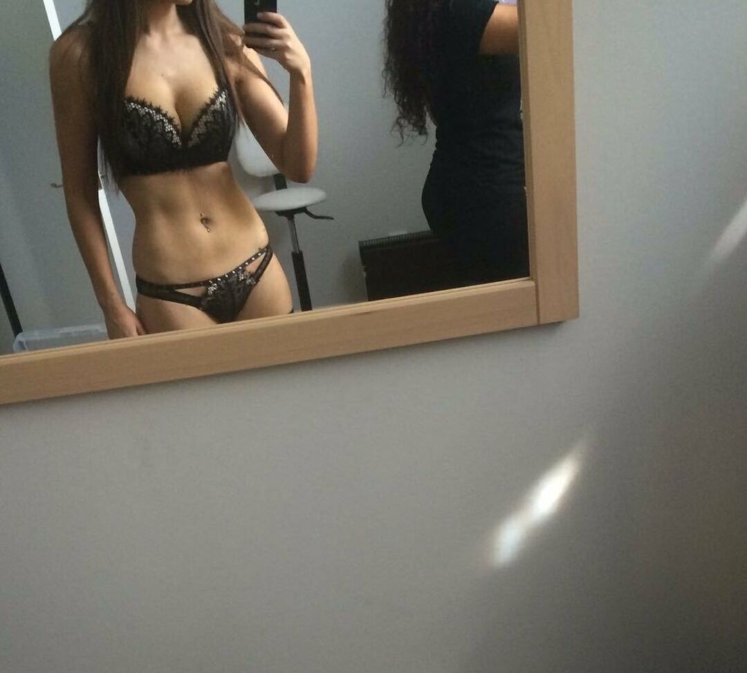 Arty Fakes desnuda #108263240