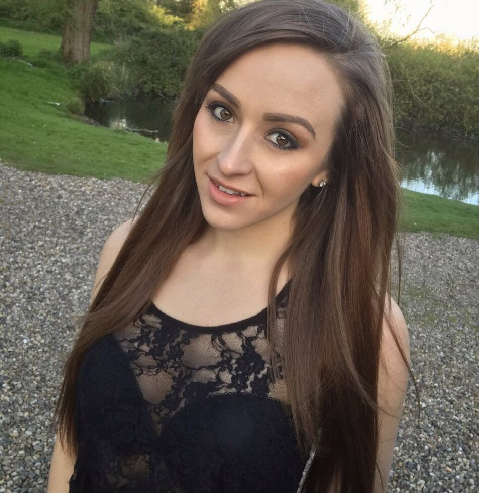 Arty Fakes desnuda #108263247