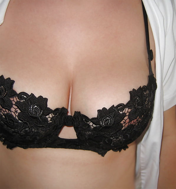 Sexy big boobs avec soutien-gorge
 #81784566