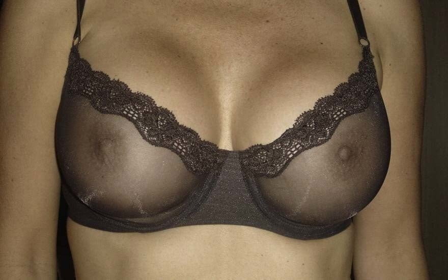 Sexy big boobs avec soutien-gorge
 #81784623