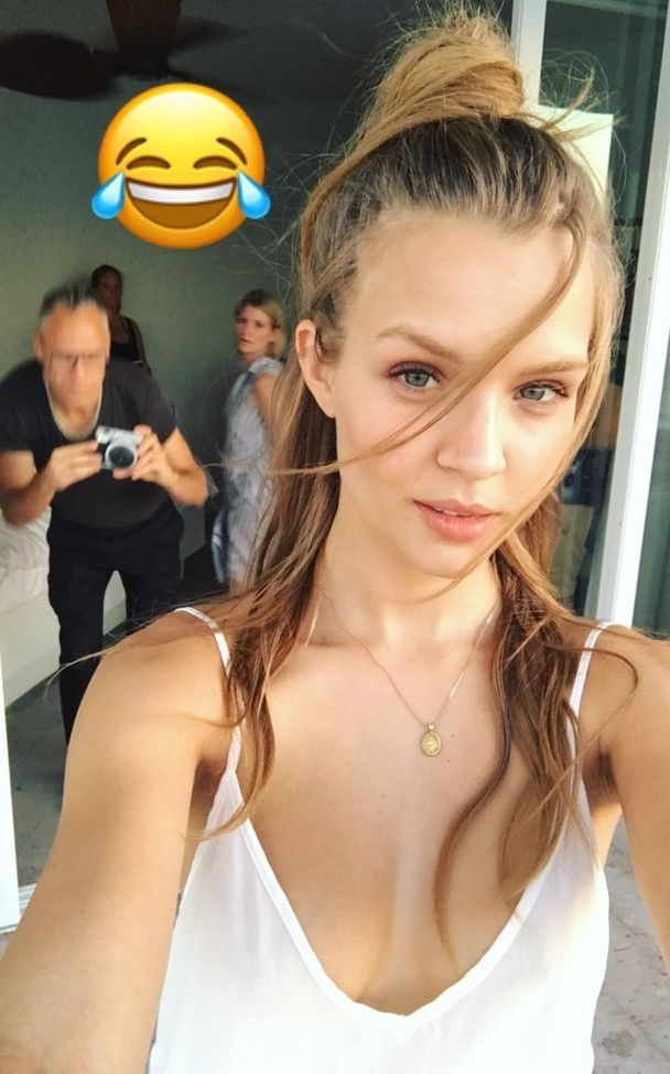 Josephine Skriver nue #108399088