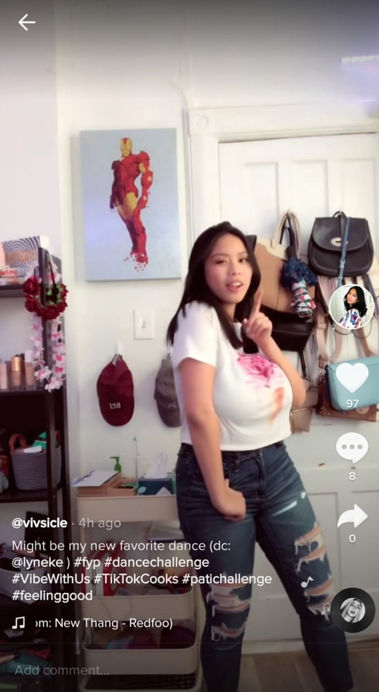Tik tok weiblich: riesige Titten vietnamesisch amerikanisches Mädchen!
 #81351737