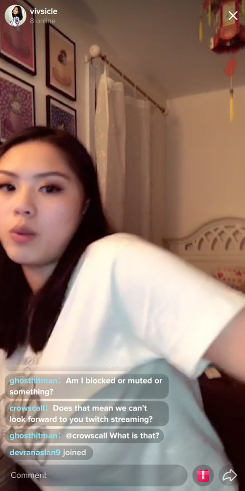 Tik tok weiblich: riesige Titten vietnamesisch amerikanisches Mädchen!
 #81352384