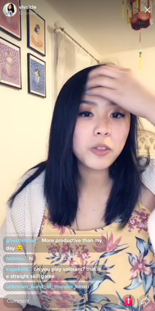Tik tok female: ragazza americana vietnamita dalle tette enormi!
 #81352838