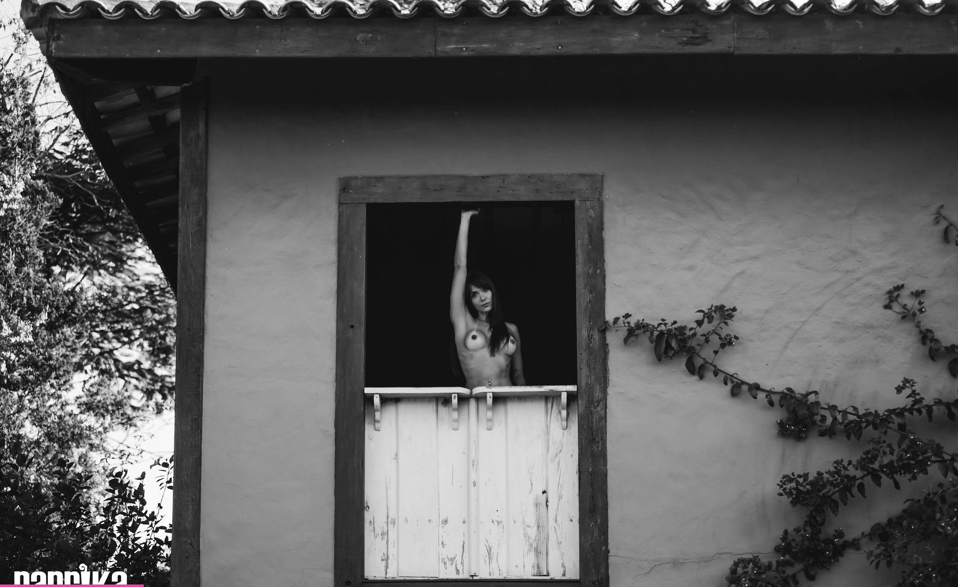 Emmanuelle Guimarães nude #109582185