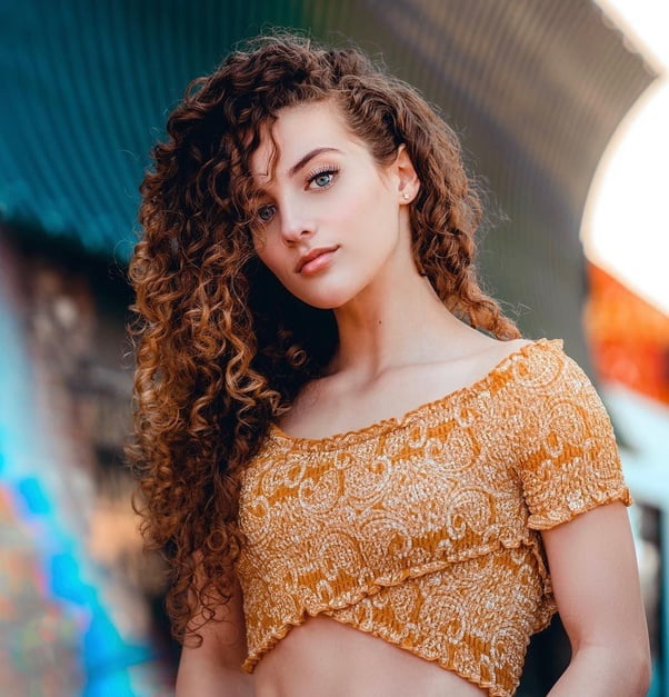 Sofie dossi
 #87564883