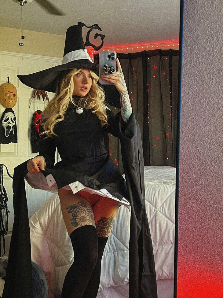 Imsadspice desnuda #108079246