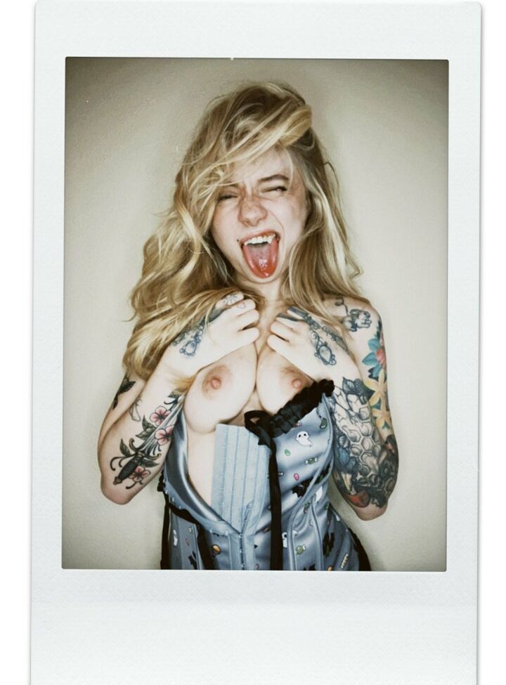 Imsadspice desnuda #108079258