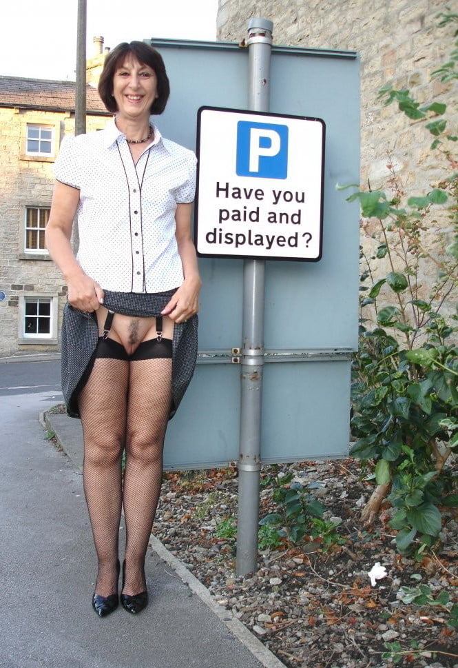 Hotwives flasshing in places #80463070