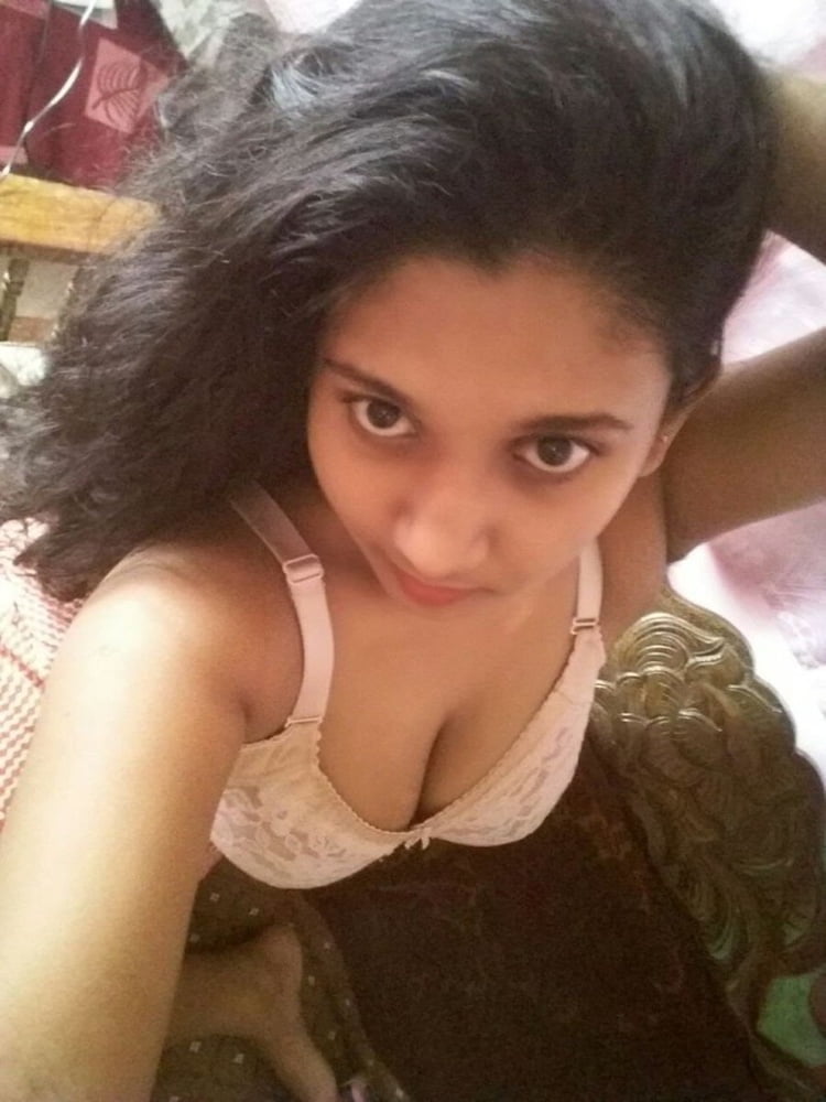 Indian girl showing her big boobs #81067764