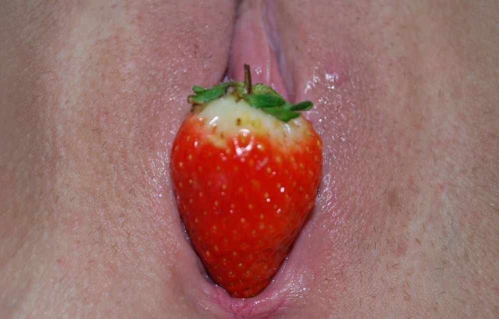 Strawberry #100121566