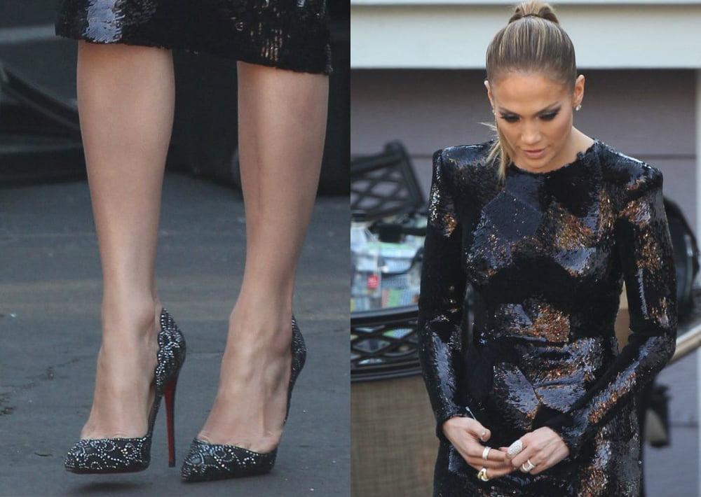 Jennifer Lopez sexy legs feet and highheels #102514568