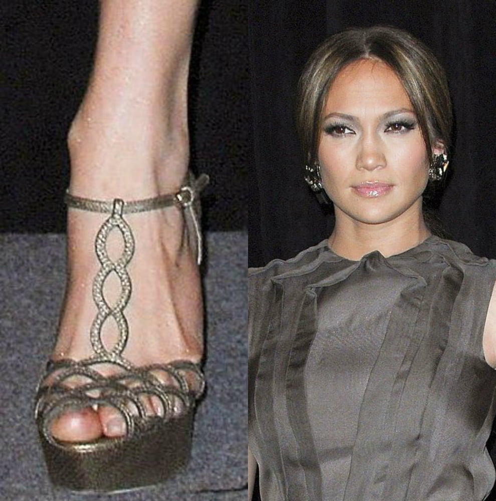 Jennifer Lopez sexy legs feet and highheels #102514937