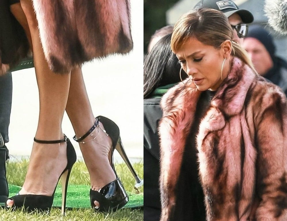 Jennifer Lopez sexy legs feet and highheels #102515020