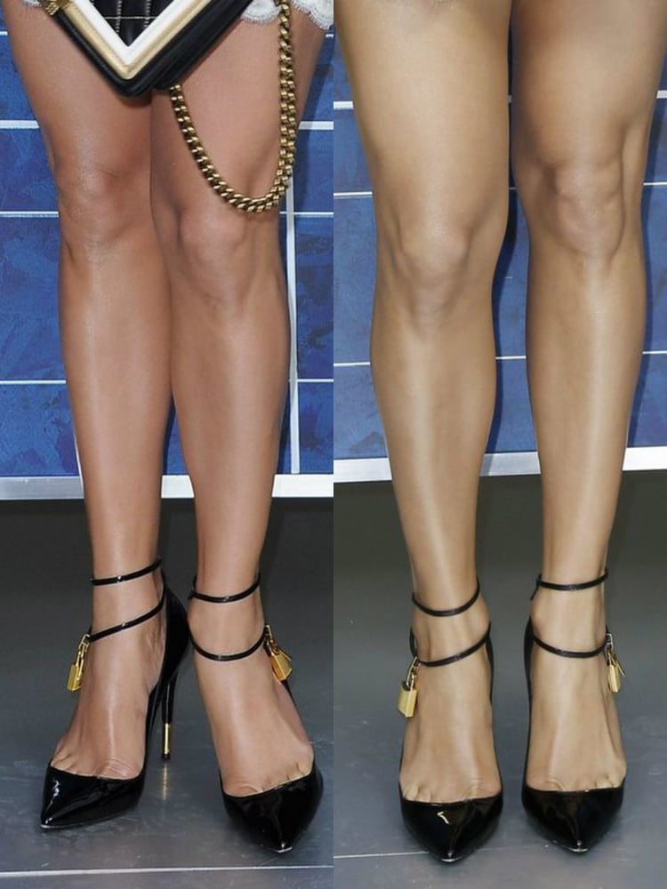 Jennifer lopez sexy beine füße und highheels
 #102515048