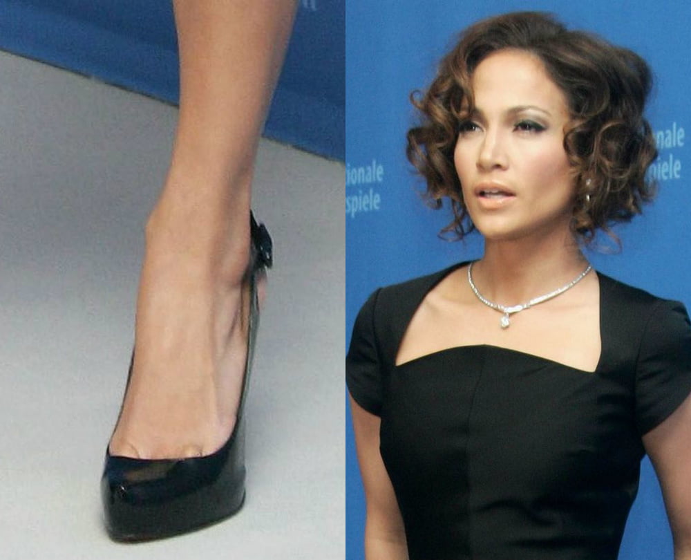 Jennifer Lopez sexy legs feet and highheels #102515141