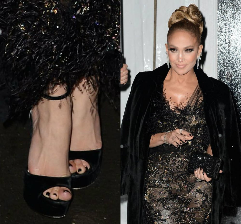 Jennifer Lopez sexy legs feet and highheels #102515320